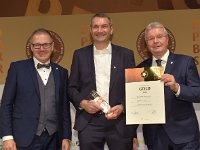 Brau2019  BEERStar Award 2019 überreicht von: links: Georg Rittmayer, Präsident der Privaten Brauereien Bayern e.V. rechts: Detlef Projahn, Präsident der Privaten Brauereien Deutschland e.v.  -- : Messe