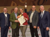 Brau2019  BEERStar Award 2019 überreicht von: links: Georg Rittmayer, Präsident der Privaten Brauereien Bayern e.V. rechts: Detlef Projahn, Präsident der Privaten Brauereien Deutschland e.v.  -- : Messe